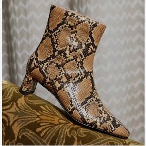 New Katy Perry The Wandering Bootie Smooth Snake Embossed Brown Multi Sz 11M/41